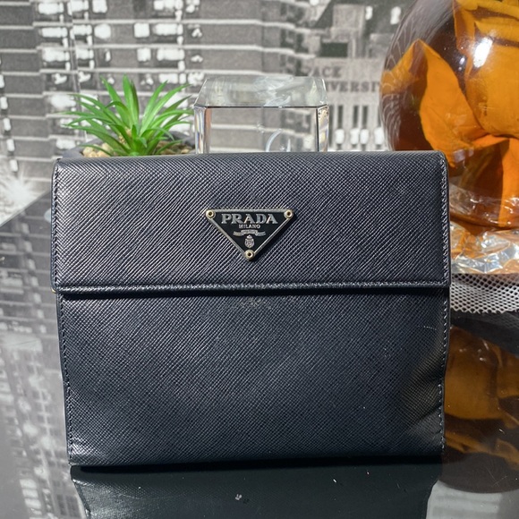 Authentic PRADA Wallet - Picture 6 of 17